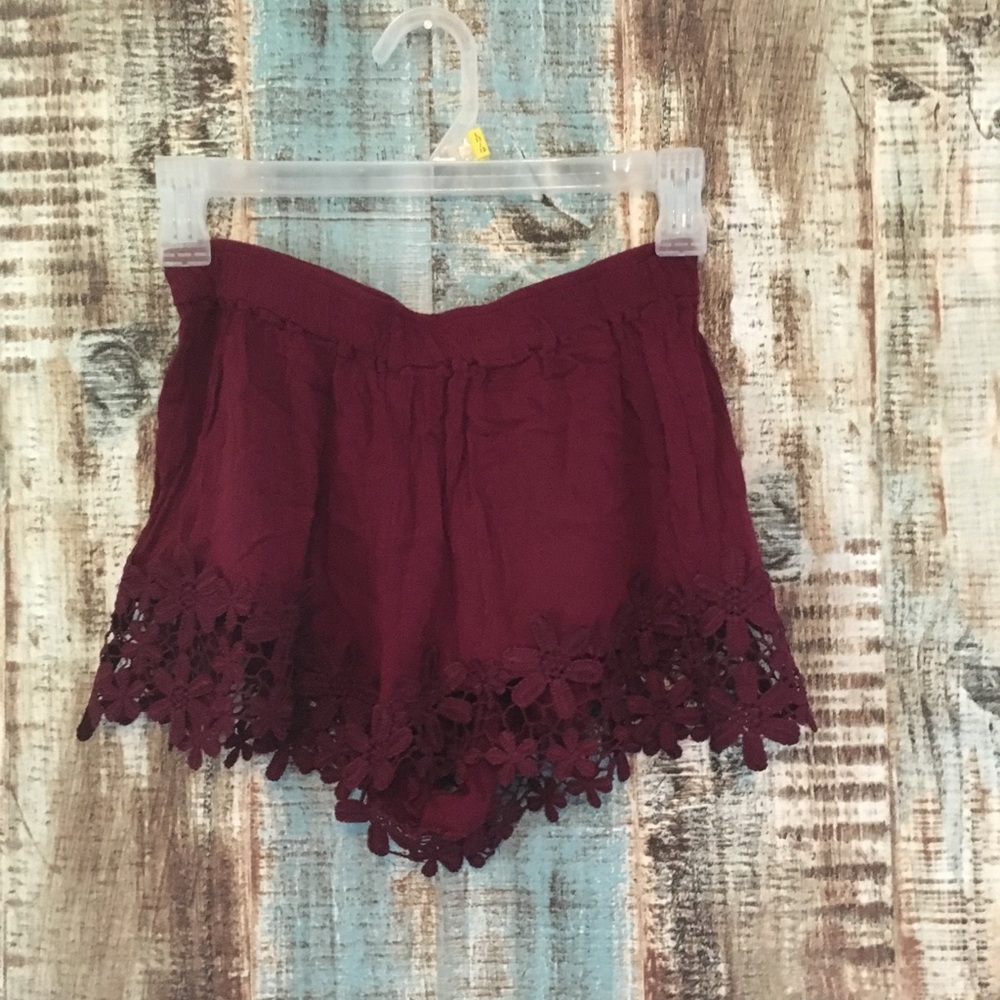 Shorts - Picture 4 of 8